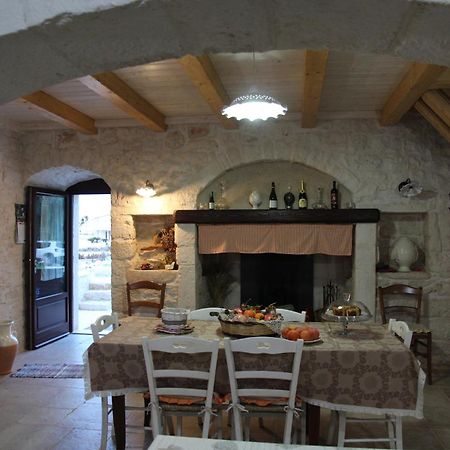 洛科罗通多Trulli Donna Isabella住宿加早餐旅馆 外观 照片
